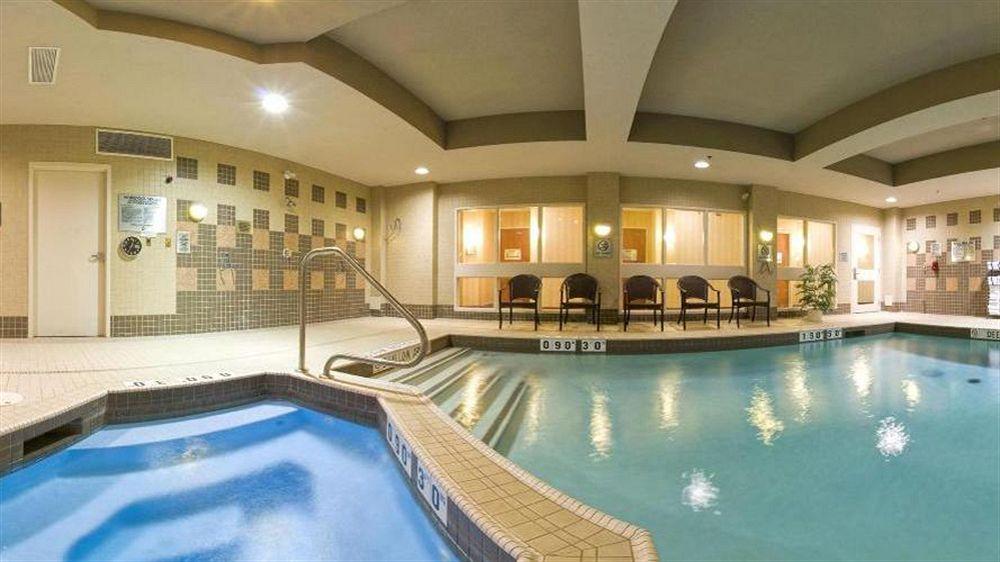 Holiday Inn Express Brampton By Ihg Εξωτερικό φωτογραφία